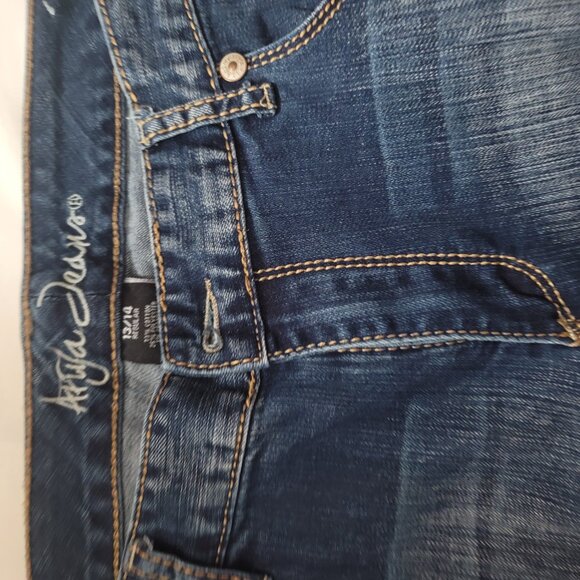 Rugged denim  jeans - Picture 7 of 8